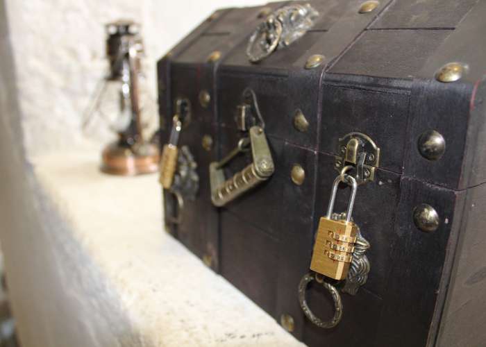 coffre-escape-game-chateau-duras.jpg