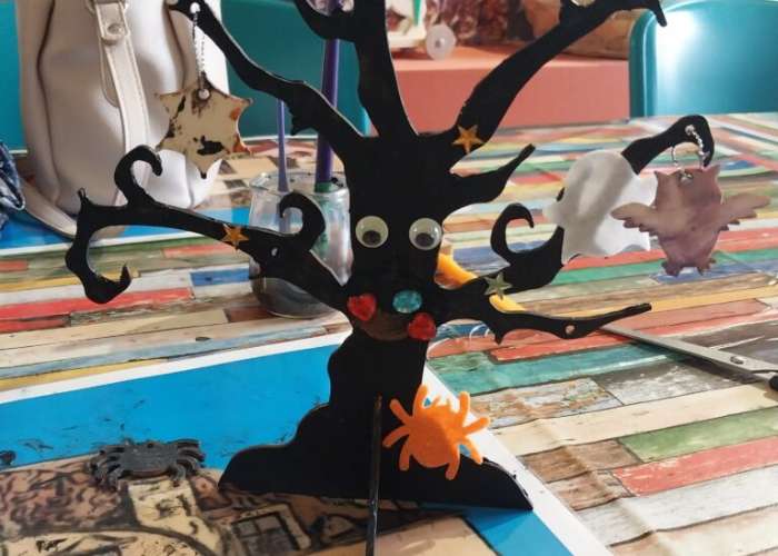 image de Atelier « Arbre effrayant »